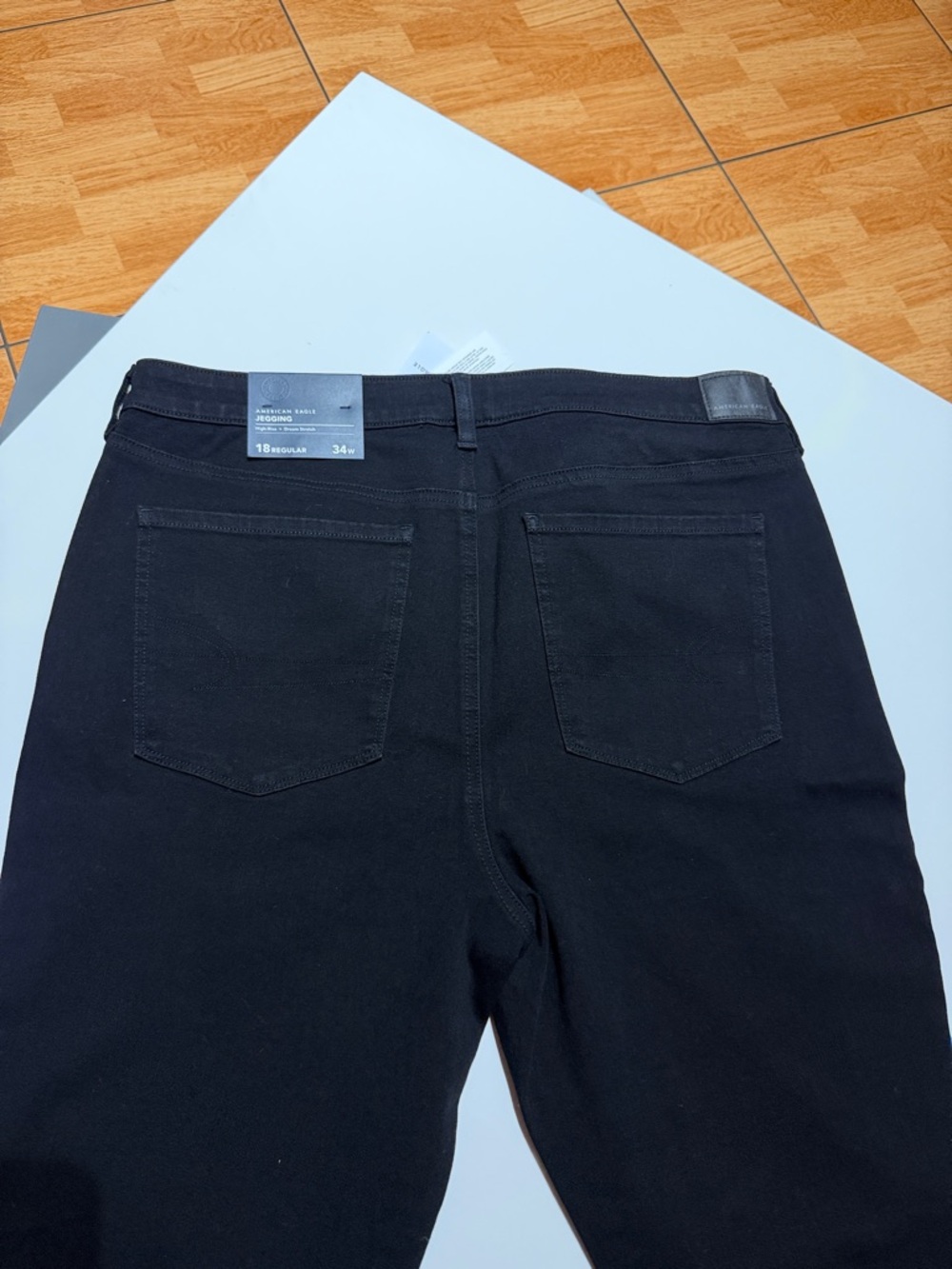 American Eagle Outfitters Black High-Rise Skinny Jeans - size 18 - Picture 6 of 8